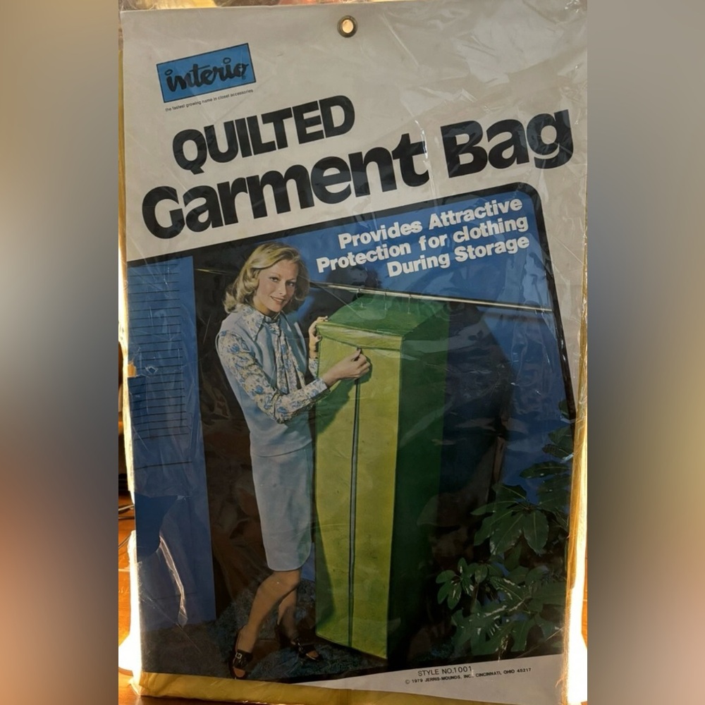 Vintage Quilted Garment Bag Harvest Gold Color New